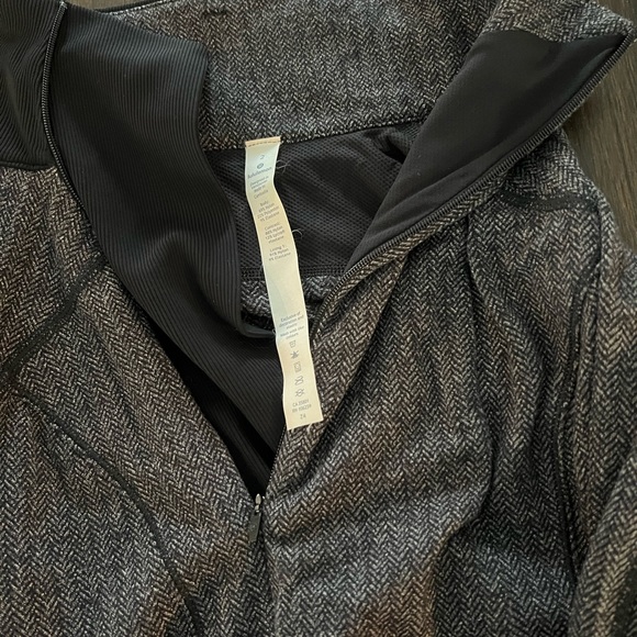 LULULEMON ATHLETICA Base Runner 1/2 Zip Pullover Jacket in Coco Pique Bl… - Picture 6 of 7